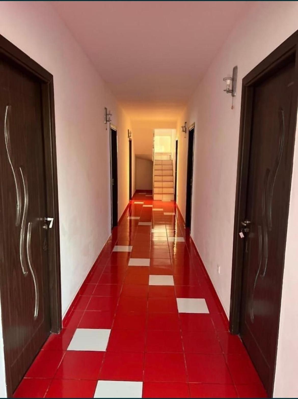 Vila George Hotell Costinesti Exteriör bild